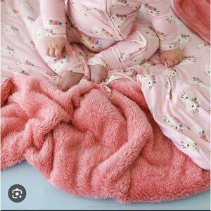 NWT ~ Posh Peanut Pastel Pink Hello Kitty Luxe Plush Patoo 60x60 ~ LAST ONE!